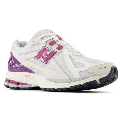 5. New Balance unisex M1906REF shoes
