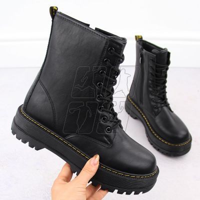 2. Boots News W EVE455