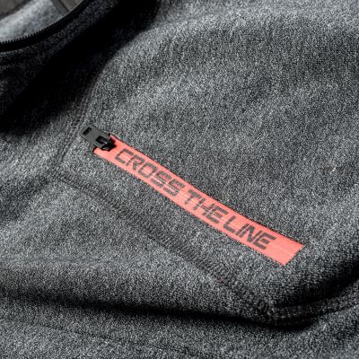 9. IQ Cross The Line Sarin M sweatshirt 92800284437