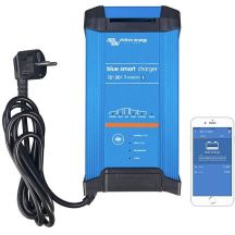 Blue Smart IP22 12/30 wall charger (3)