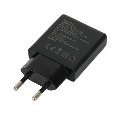 4. IBOX UNIVERSAL CHARGER C-43 GAN PD30W SLIM USB A+C BLACK