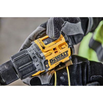 18. 18V BL DCD805NT DEWALT Cordless Drill Driver