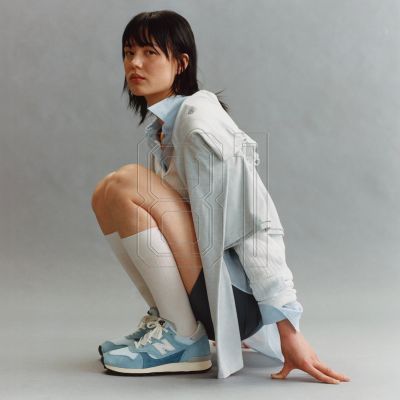 18. New Balance M475VTG Shoes