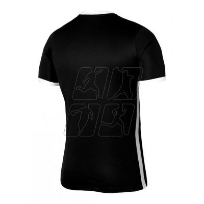 2. Nike Dri-FIT Challenge 4 M DH7990-010 T-shirt