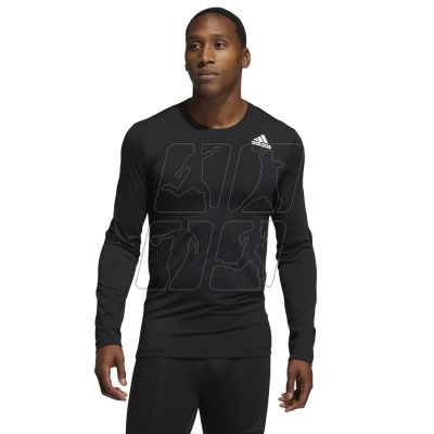 3. Sweatshirt adidas Techfit Compression Long Sleeve M GM5038