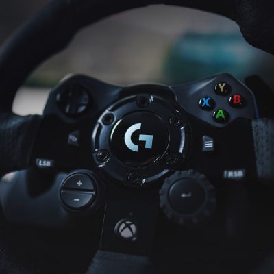 27. Logitech G923 Xbox/PC Steering Wheel 941-000158