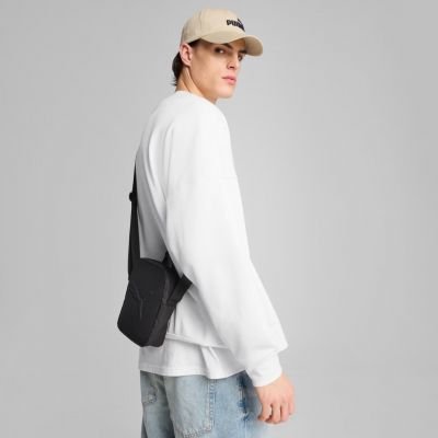 4. Puma Buzz 91155 01 bag