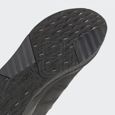 16. Adidas Avryn Shoes M HP5982 shoes