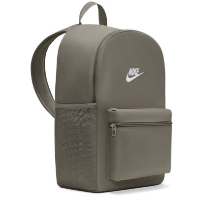 2. Nike Heritage 2.0 Backpack IB4343-320