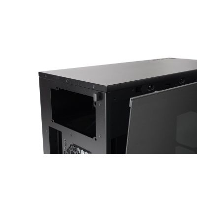 7. In Win N127 Midi Tower Black