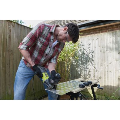 6. Ryobi RAG800-125G 800W Angle Grinder
