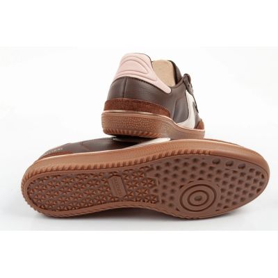 8. Skechers women's sports sneakers Hotshot brown fashionable