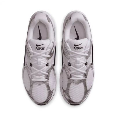4. Nike Men's Shoes V5 RNR HJ5228-104