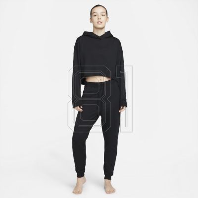 10. Nike Yoga Luxe Sweatshirt W DM6981-010