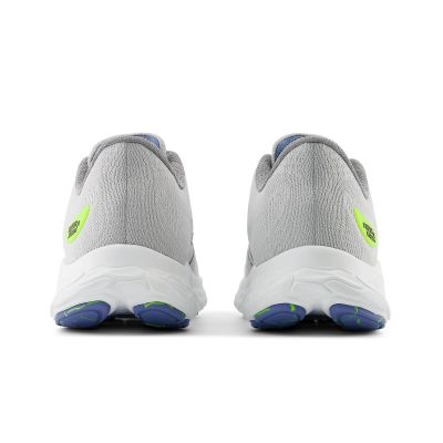 6. New Balance men's sports shoes MEVOZCY3