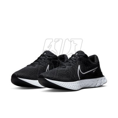 4. Running shoes Nike React Infinity Run Flyknit 3 M DH5392-001
