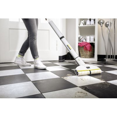 18. KARCHER EWM 2 electric mop - 1.056-310.0