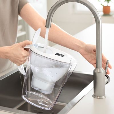 7. Brita Marella + 3 Maxtra Pro Pure Performance Water Filter Jug 2.4L Transparent, Gray