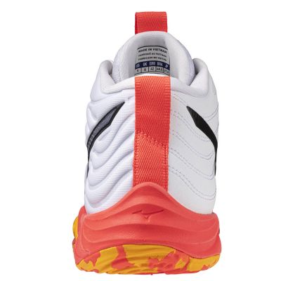 4. Mizuno Wave Momentum Elite Mid M V1GA251701 shoes