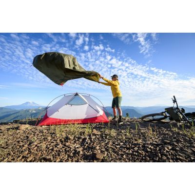6. MSR Hubba Hubba Bikepack 1 person Green, Red, White Triangle Tent