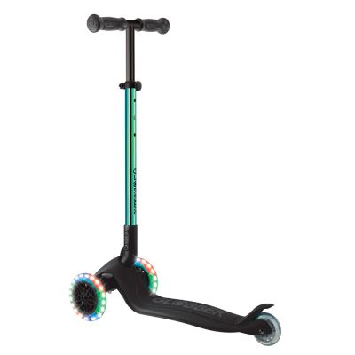 6. PRIMO FOLDABLE LIGHTS 3-Wheel Scooter (432-401-4)