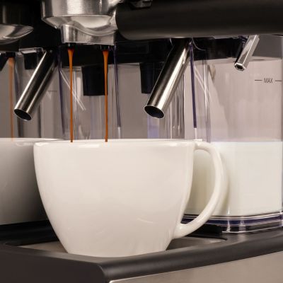 23. ELDOM PRESSURE ESPRESSO MACHINE ECK1 1300W 20 BAR, MILK TANK, 6 AUTOMATIC PROGRAMS, 2 MANUAL PROGRAMS