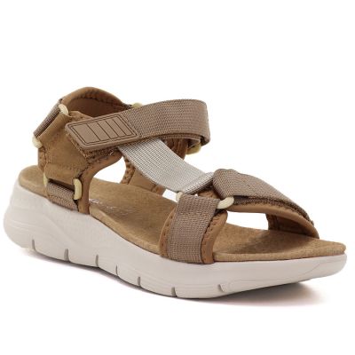 2. Women's platform sports sandals camel Artiker 58C1231
