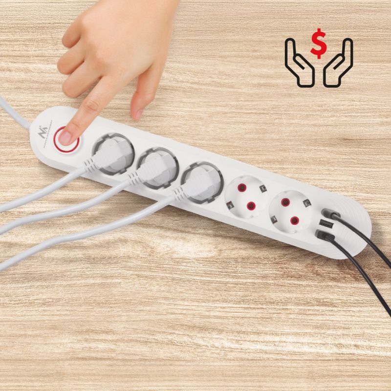 8. MACLEAN POWER STRIP EXTENSION CORD 5 OUTLETS + 3XUSB, 110-240V AC 50/60HZ, 2.1A MAX 2500W, 1.5M, WHITE MCE395W