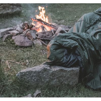 6. Easy Camp 240220 Regular Green Camping Blanket