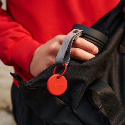 8. Chipolo POP Universal Search Green