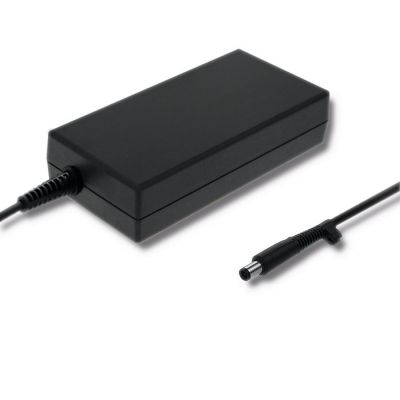 2. Qoltec 51738 Power Adapter/Inverter Internal 230 W Black