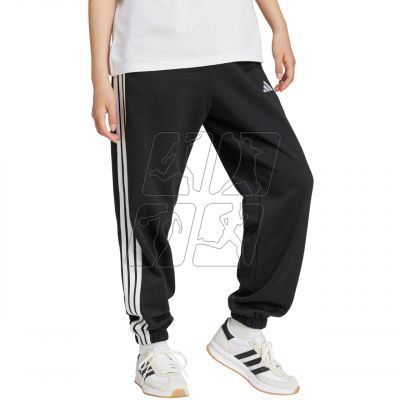 8. adidas Essentials 3-Stripes Fleece Loose-Fit Pants W JE1276