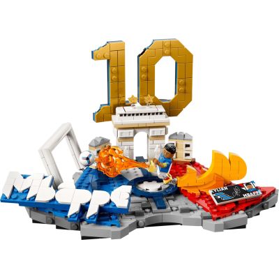13. LEGO Editions 43013 - Kylian Mbappe - Football Moments