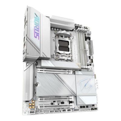 3. Gigabyte X870E AORUS PRO ICE Motherboard