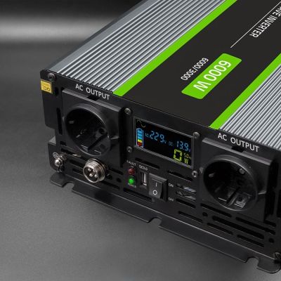 4. Monolith 3000W 6000W 24V to 230V Pure Sine LCD Voltage Converter