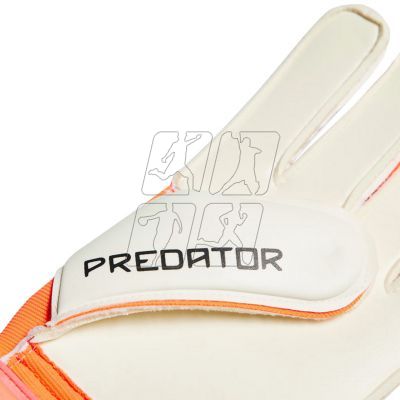 3. Adidas Predator MTC M IN1599 goalkeeper gloves