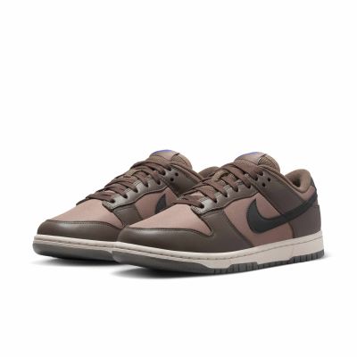 3. NIKE W DUNK LOW WNTR FZ2552-001 (FZ2552-001)