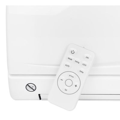 2. NOVEEN HC2200 LED air curtain + remote control