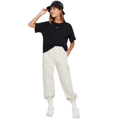 4. Nike Sportswear Kids T-Shirt Black FZ5559 010