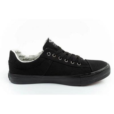 4. Lee Cooper M LCW-22-31-0897M shoes