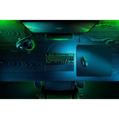 16. Razer Viper V3 Pro Gaming Mouse Right Side RF Wireless + USB Type-C Optical 35000 DPI
