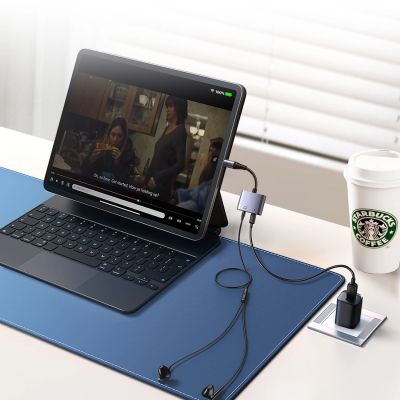 8. Joyroom SY-L01 Lightning to Lightning / 3.5 mm mini jack DAC adapter 2in1 - black