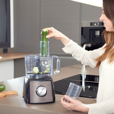 9. Black+Decker BXFPA1200E food processor (1200W)