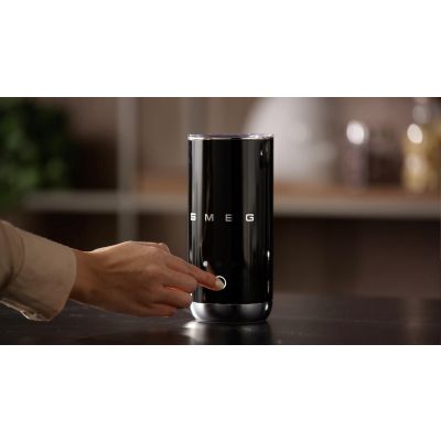 86. Smeg MFF02BLEU Milk Frother/Warmer Automatic Milk Frother/Warmer Black