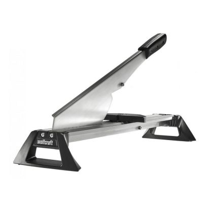 27. Wolfcraft LC 600 laminated panel cutter