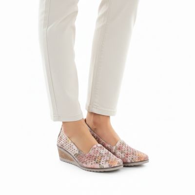 6. Women's openwork wedge shoes, multicolored, Potocki SZ12306