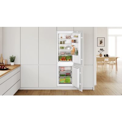 5. BOSCH KIN86NSE0 built-in fridge freezer with bottom freezer, 177.2 x 54.1 cm, sliding hinge, NoFrost