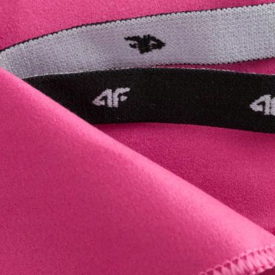2. Towel 4F U074 65x90 cm pink 4FWSS26ATOWU074 54S