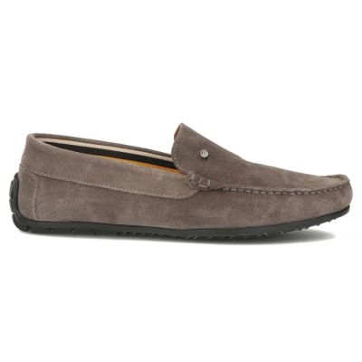 3. Men's leather moccasin shoes in taupe suedeFilippo MP923