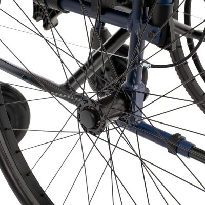 11. NAVY1 light alloy wheelchair